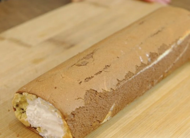 Sponge Roll “Hurricane” step 11