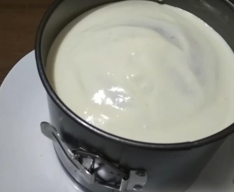 Chocolate Cake with Tangerine Cream step 9
