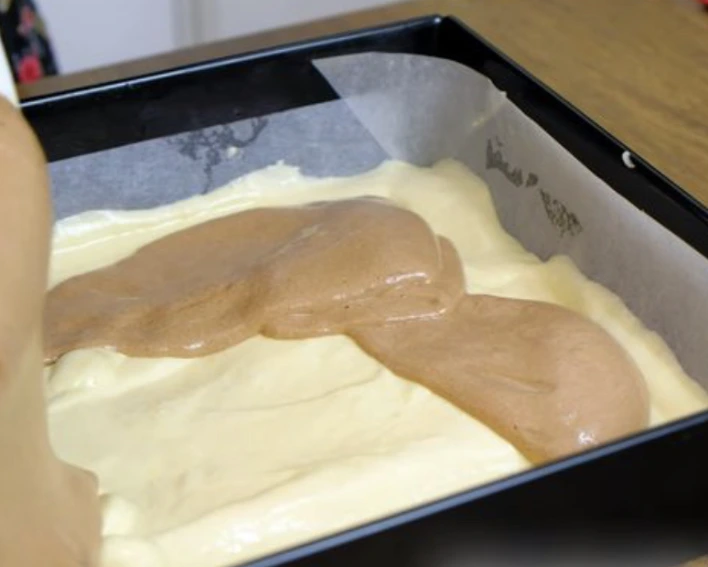 Sponge Roll “Hurricane” step 7