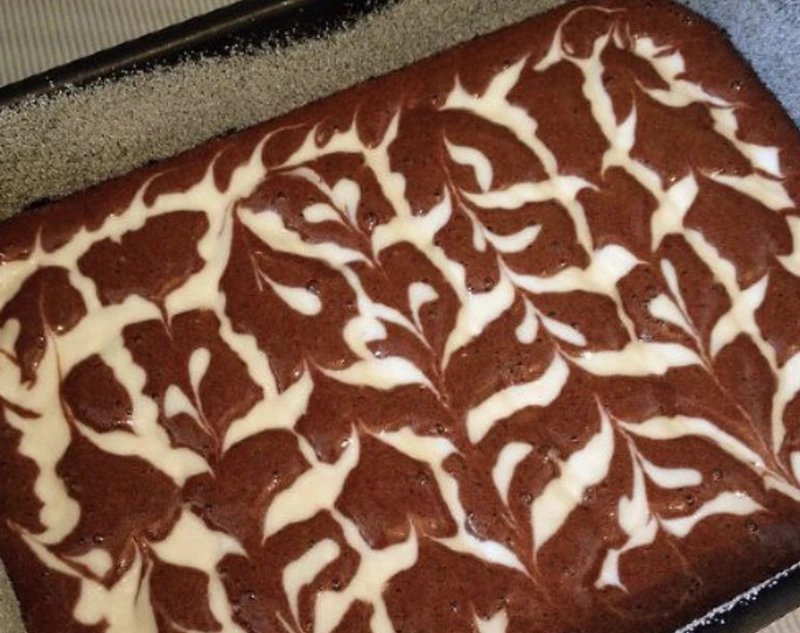 Chocolate Cake with Curd Layer step 3