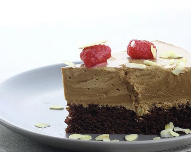 Chocolate Mousse Cake with Biscuit step 31