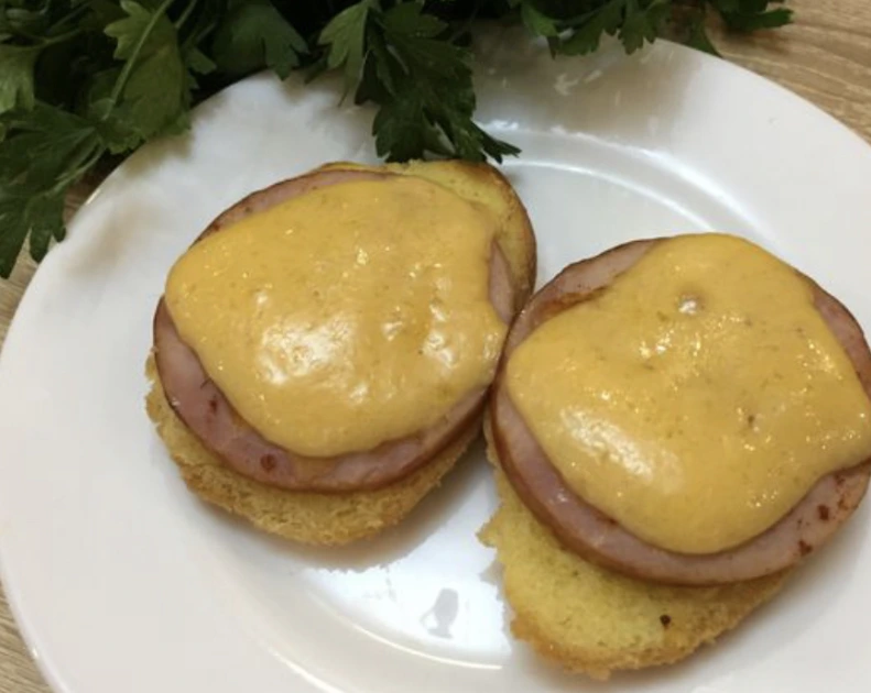 Hot Sandwiches with Cheese and Ham step 7