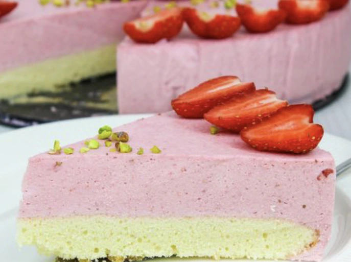 Strawberry Curd Mousse Cake with Vanilla Biscuit step 18