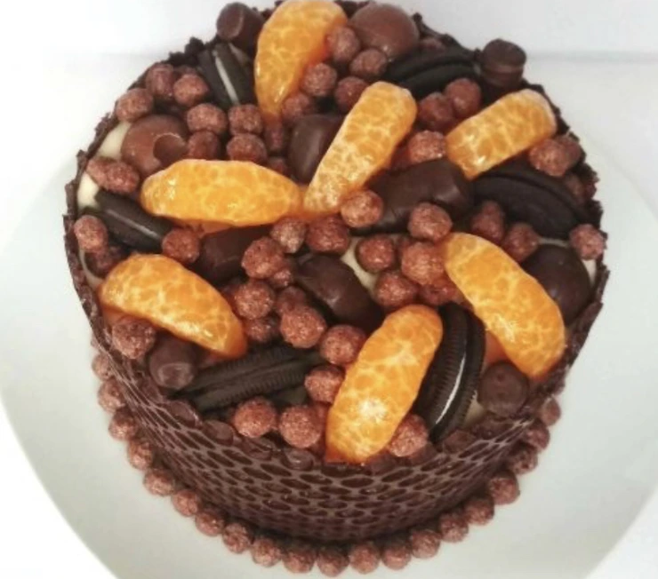 Chocolate Cake with Tangerine Cream