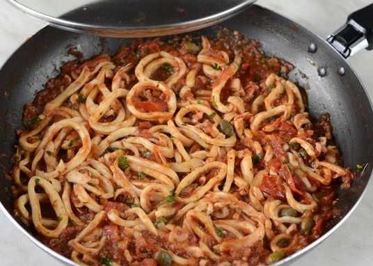 Squid in Tomato Sauce step 16