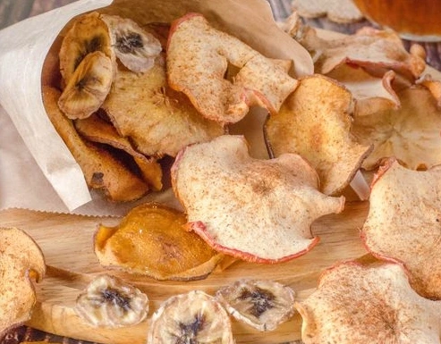 Fruit Chips Made from Apples, Pears and Bananas
