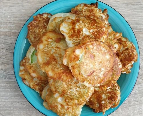 Fried Zucchini in Cheese and Yoghurt Batter step 15