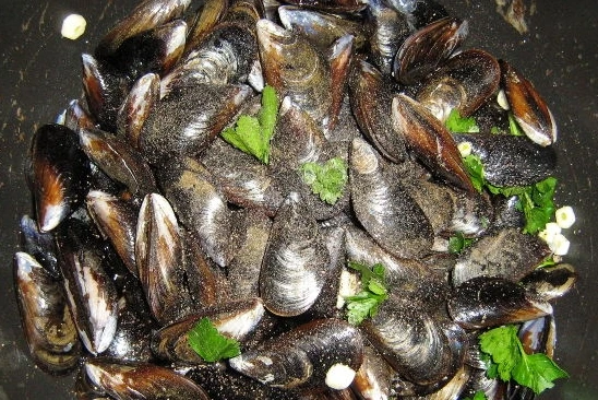 Pasta Linguine with Mussels step 1