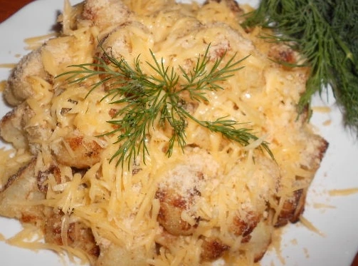 Fried Cauliflower with Breadcrumbs and Cheese