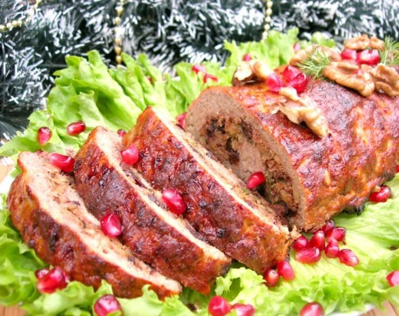 Meatloaf with Prunes and Nuts