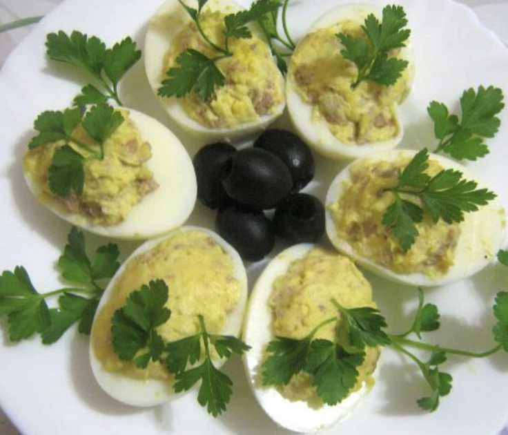 Eggs Stuffed with Canned Fish