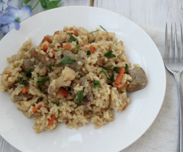 Rice with Meat and Cauliflower (in a Slow Cooker)
