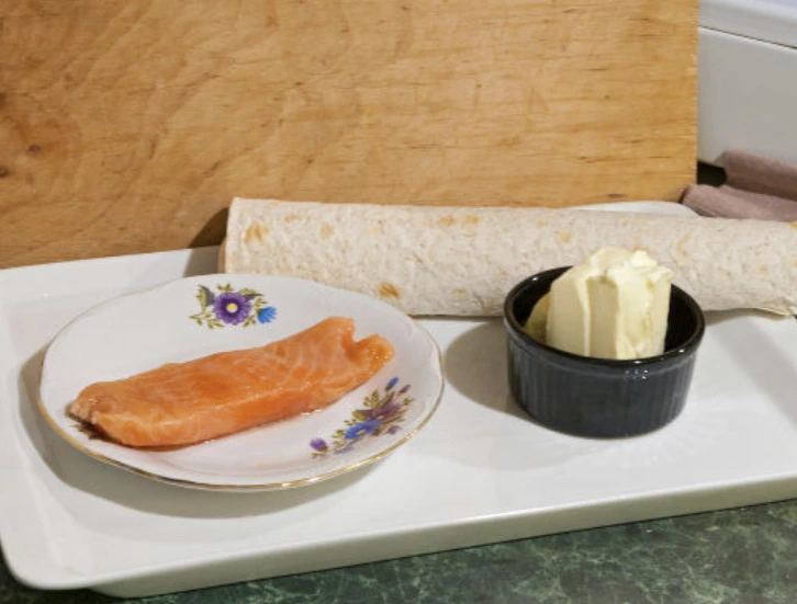 Lavash Roll with Salmon step 1