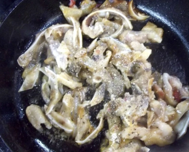 Fried Pork Ears step 3