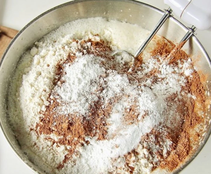 Chocolate Muffin with Kefir step 4