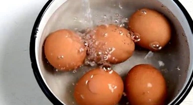 Stuffed Canned Eggs step 1