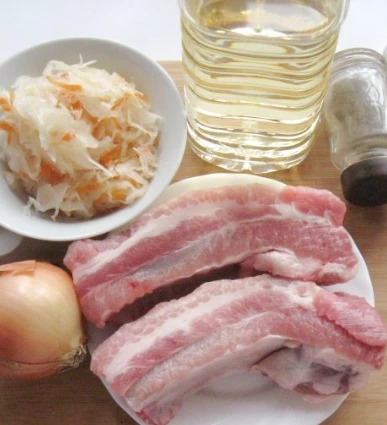 Sauerkraut with Pork Ribs step 1