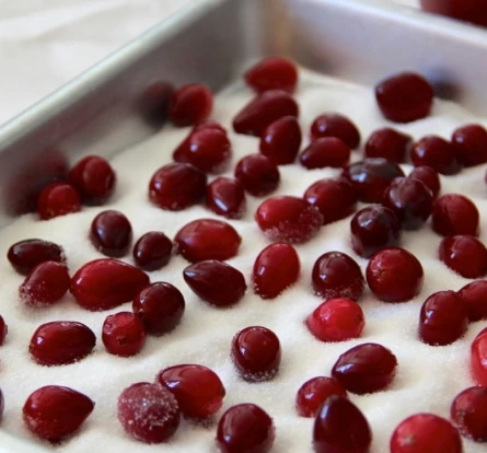 Cranberries in Sugar step 4