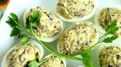 Stuffed Eggs with Mushrooms step 11