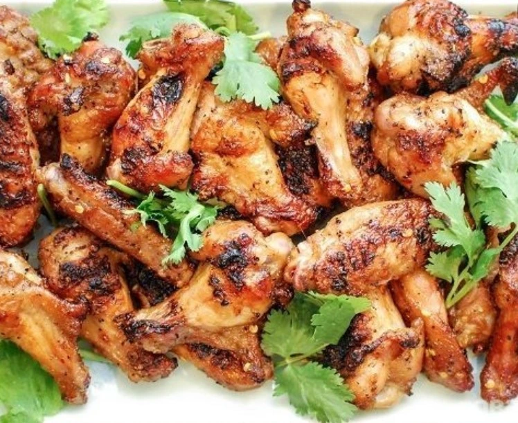 Wings with BBQ Sauce