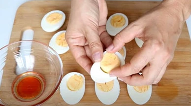 Eggs Stuffed with Cod Liver step 1