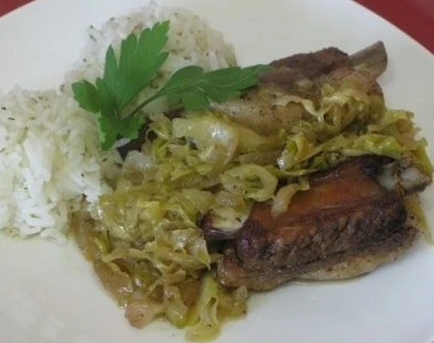 Pork Ribs with Cabbage
