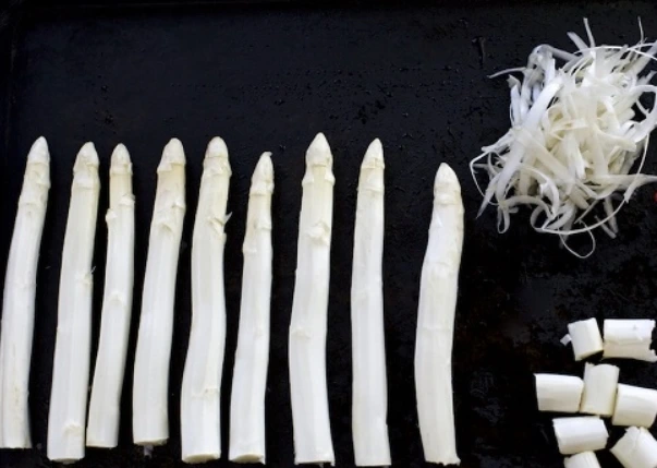 Soup with White Asparagus step 1