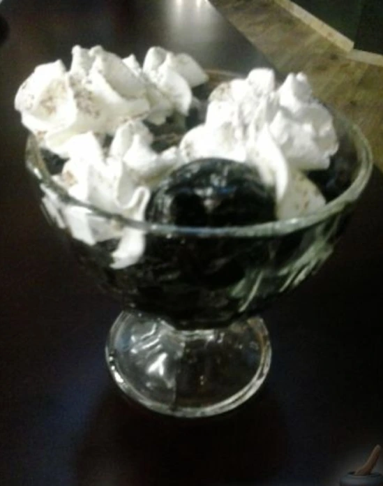 Prunes With Cream