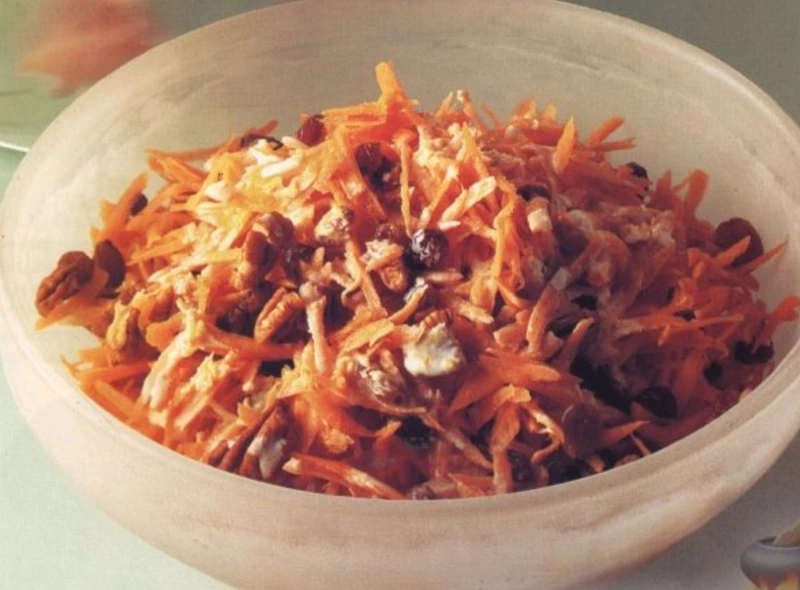 Carrot Salad with Ginger, Nuts and Raisins