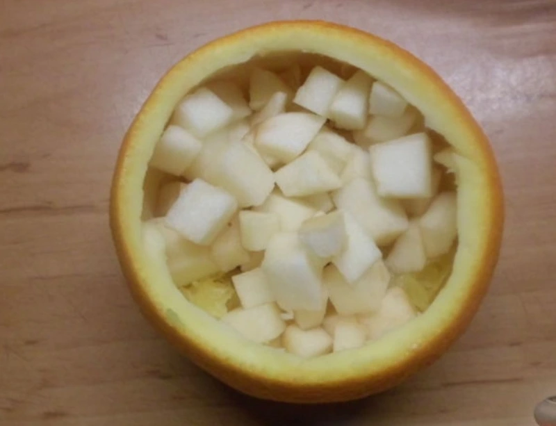 Fruit Salad in Orange with Kiwi step 7