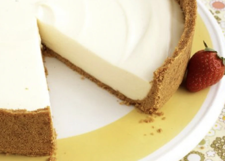 A Very Simple Cheesecake with No Baking or Hassle