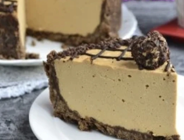 Unbaked Caramel Cheesecake step 15