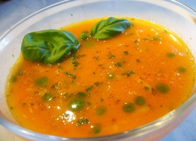 Thick Tomato Soup with Zucchini and Buckwheat