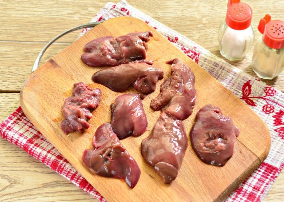 Chicken Liver Schnitzels step 1