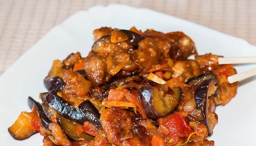 Spicy Crispy Caramel Chicken with Eggplant