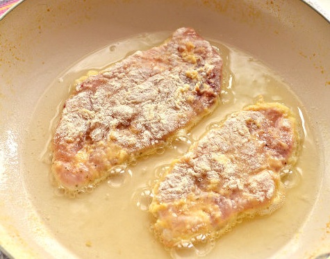 Chicken Fillet Schnitzel with Cheese step 6