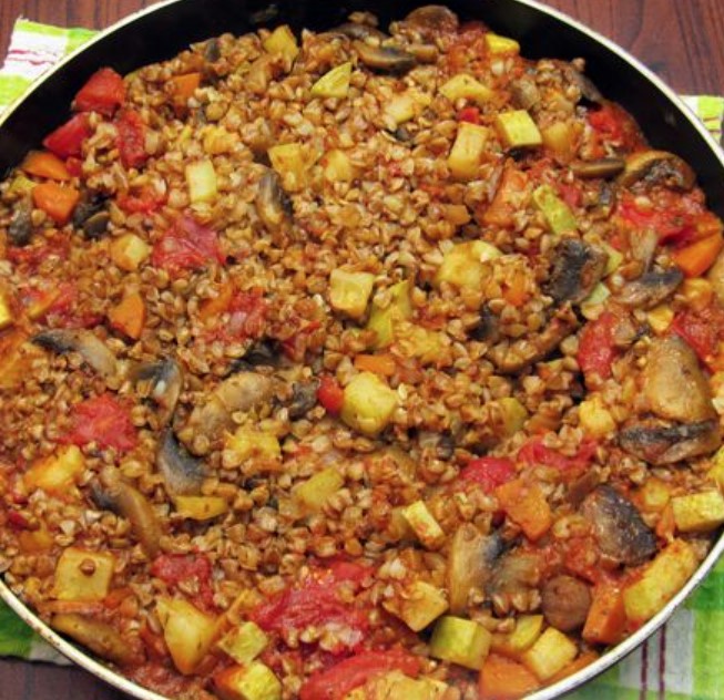 Buckwheat with Zucchini, Tomatoes and Mushrooms (in a pan) step 15