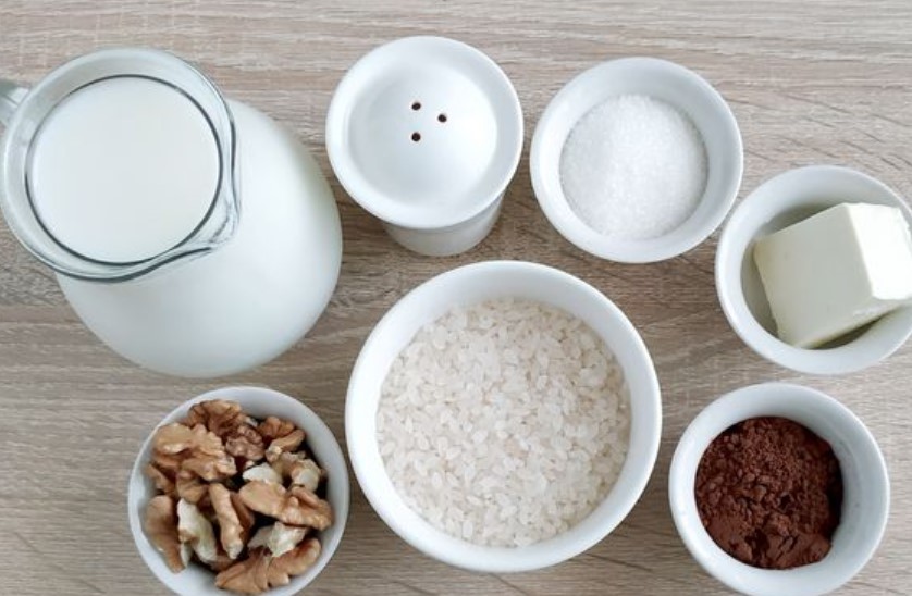 Chocolate Rice Porridge with Walnuts step 1