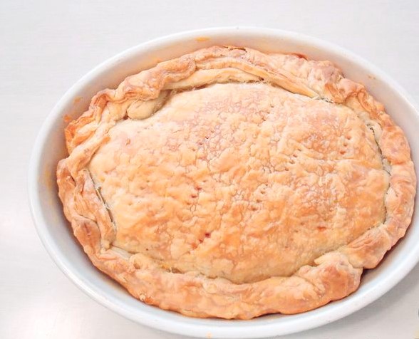 Fried Eggs in Puff Pastry, with Ham and Onions step 6