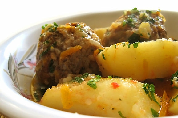 Meatballs with Potatoes