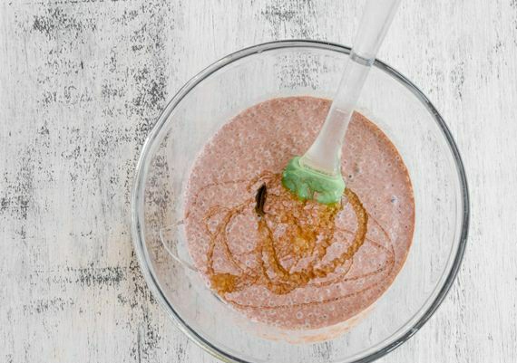Chocolate Chia Pudding with Yogurt step 3