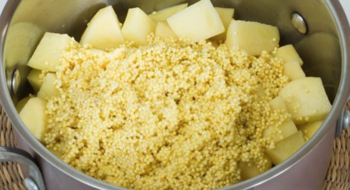 Millet Porridge with Potatoes and Mushrooms step 2