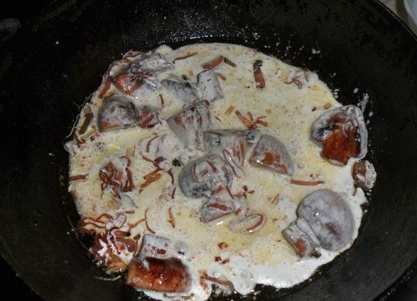 Pork Steak with Mushroom Sauce step 2