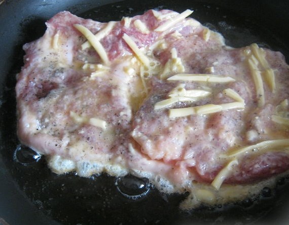 Pork Steaks on the Bone, with Cheese step 3