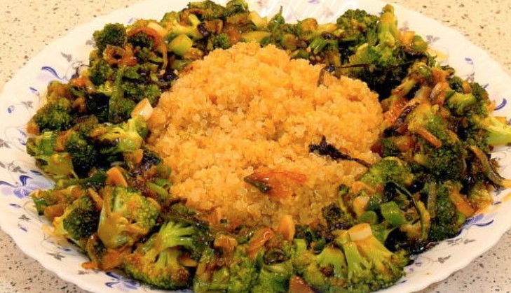 Quinoa with Vegetables and Teriyaki Sauce