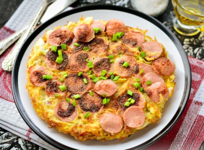 Omelet with Cabbage and Sausages
