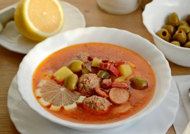 Solyanka With Meatballs
