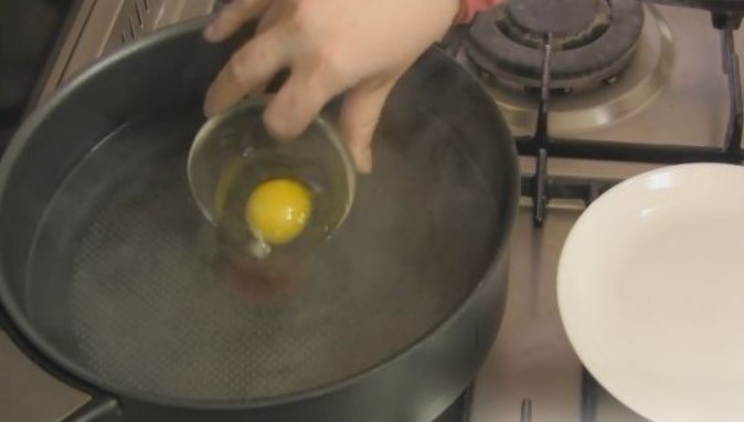 Poached Egg step 4