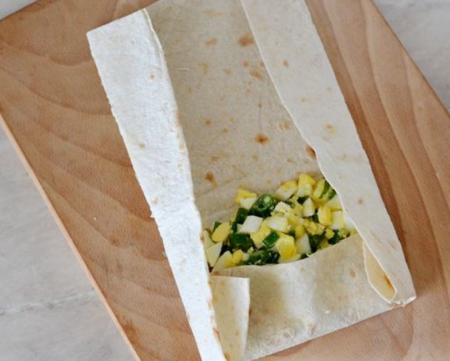 Lavash Envelopes with Boiled Eggs and Green Onions step 11