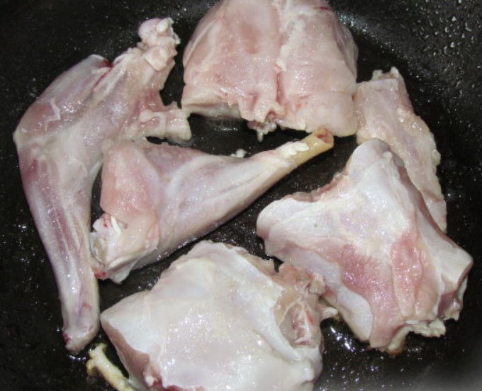 Rabbit Fricassee With Cream step 2